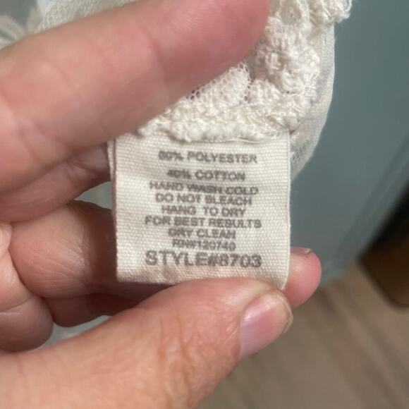 Mystree Size Medium Blouse Sheer Lace Crochet Boho Cottage Feminine - Picture 4 of 4